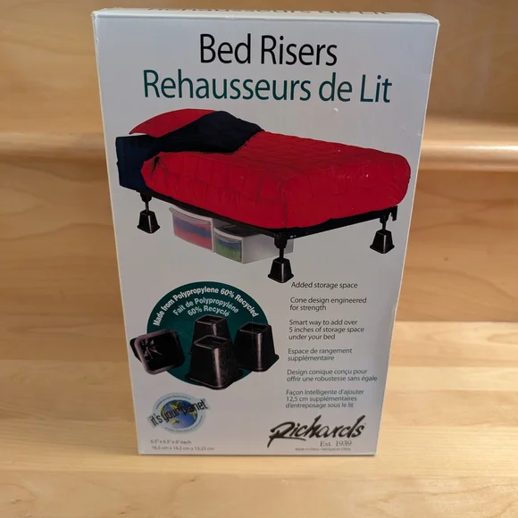 Richards White Bed Risers - Picture 1 of 3